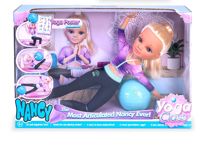 Nancy Yoga Class Famosa