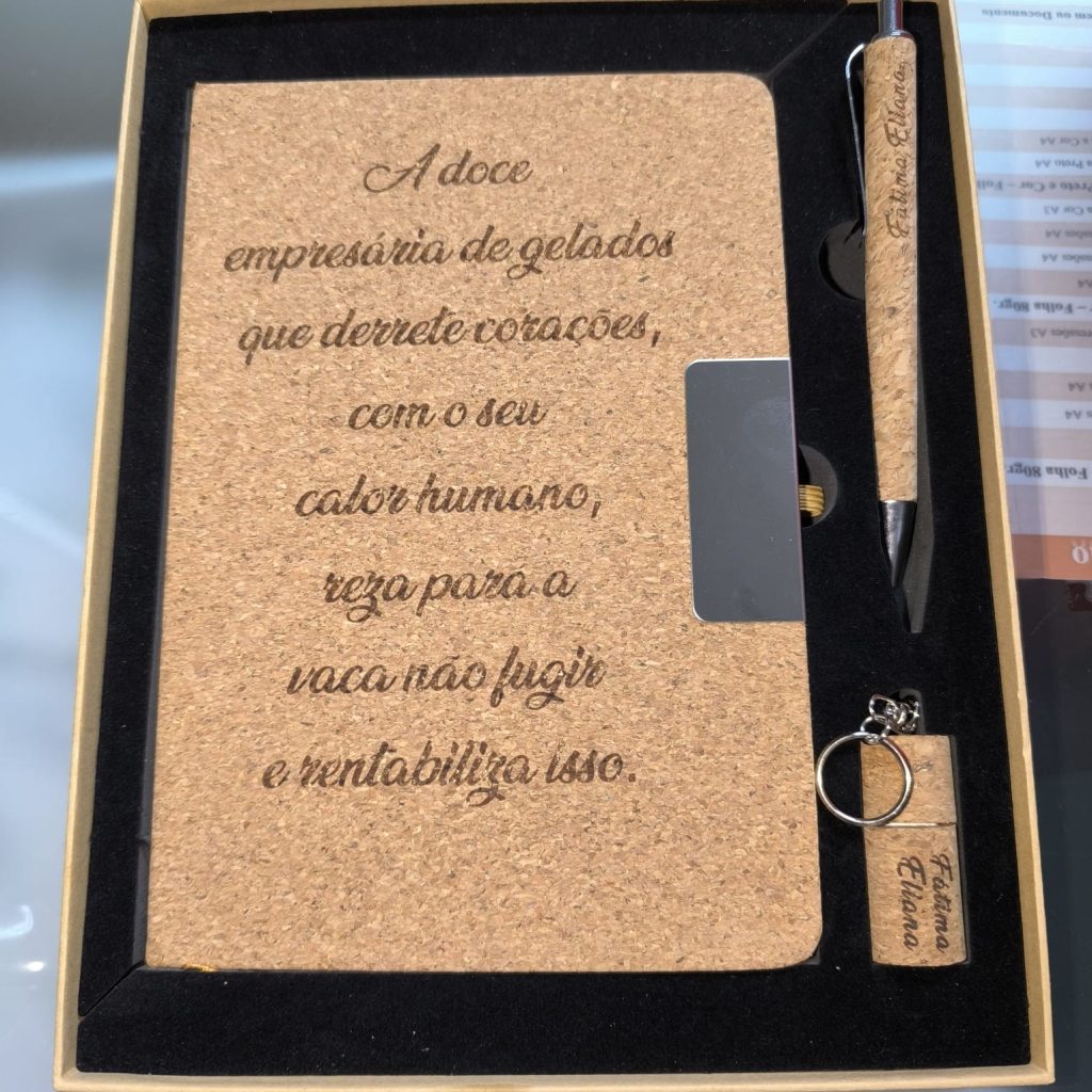 Box com Bloco de Notas+Caneta+Porta-Chaves de Cortiça