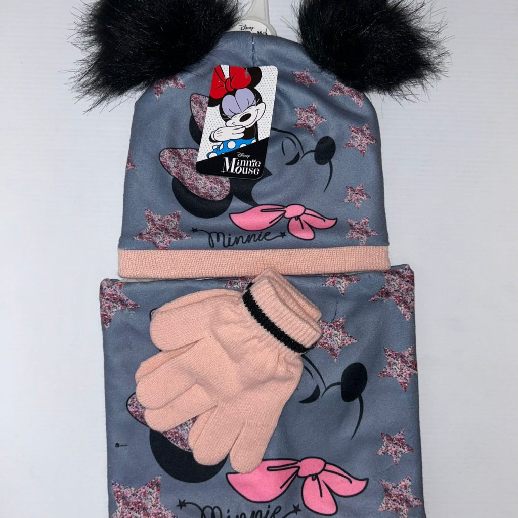Conjunto de roupa para criança.